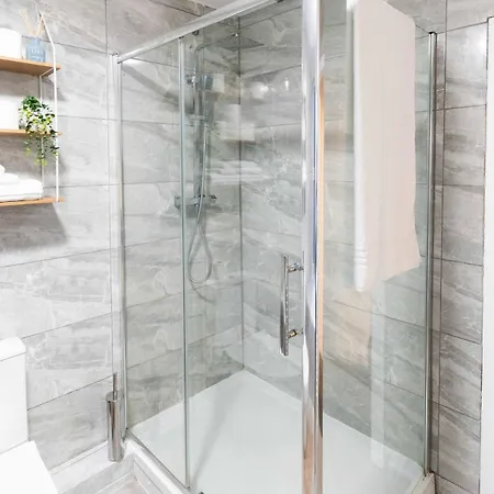 Apartamento Spacious 4 Bedroom House In - Sleeps 7 Leeds (West Yorkshire)